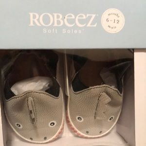 New Gray Dino Robeez